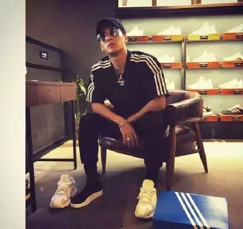 明星爆料假鞋事件视频,揭秘奢侈品市场乱象